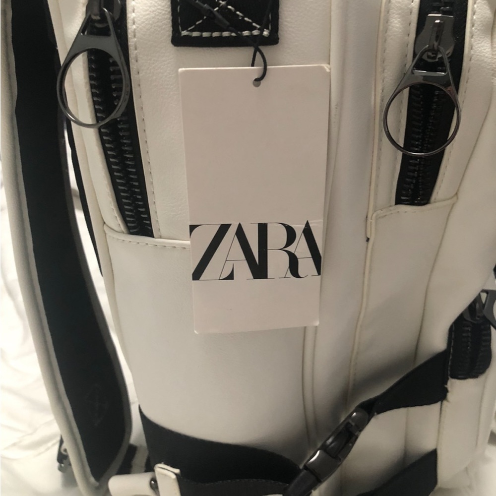 Zara backpack - Picture 4 of 8